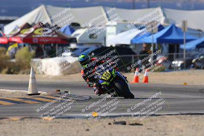 media/Dec-17-2023-CVMA (Sun) [[bf0c04832d]]/Race 2 Amateur Supersport Open/